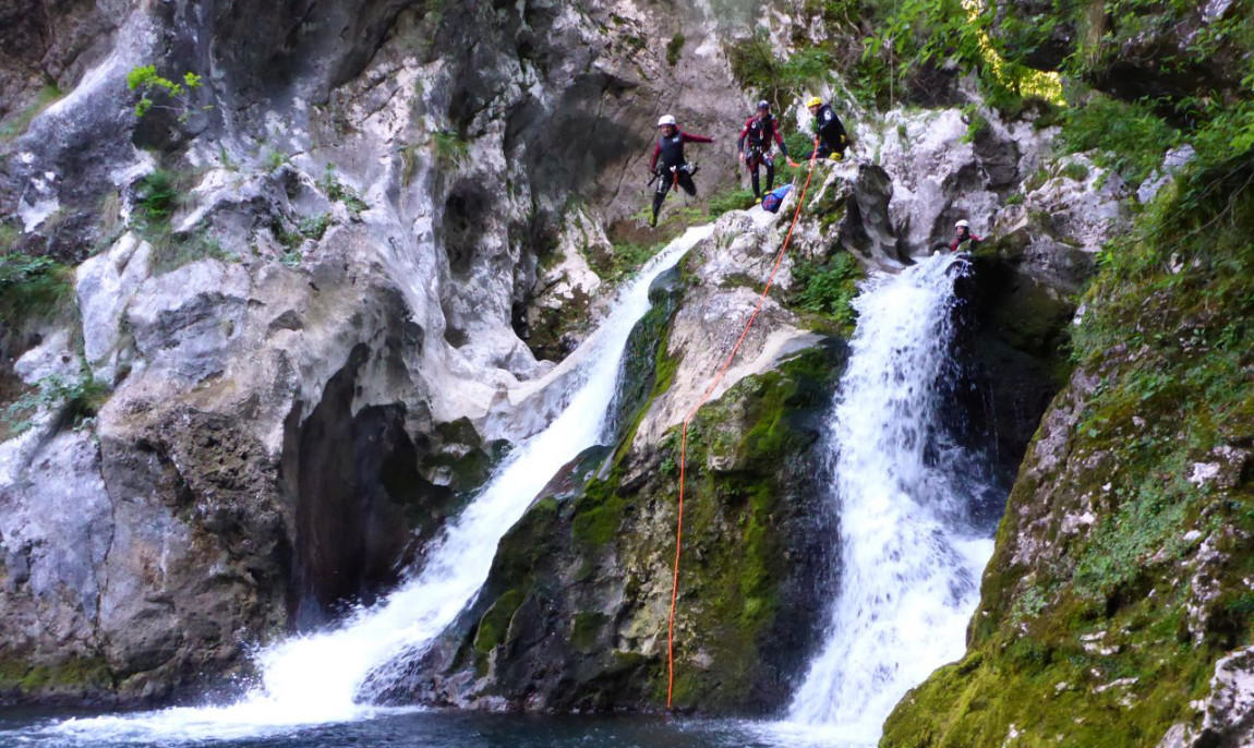 assets/images/activities/friaul-canyoning-wochenende/canyoning_wochenende_friaul-1150x686x90.jpg