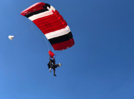 assets/images/activities/ganderkesee-fallschirm-tandemsprung/YourSky_3-270x200x90.jpeg