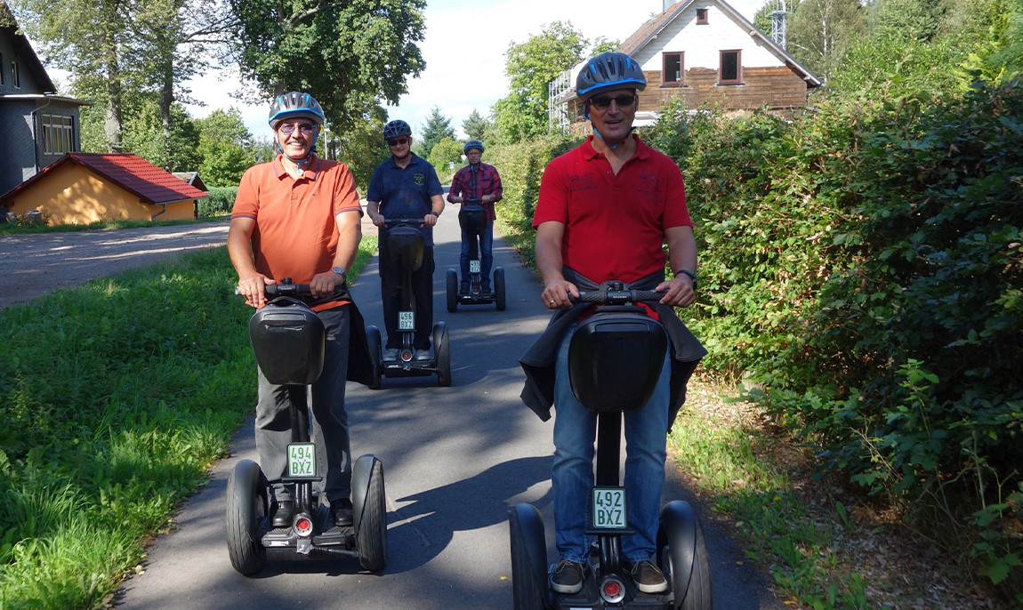 assets/images/activities/gehren-grossbreitenbach-segway-tour/HoheTanne_8-1150x686x90.jpg