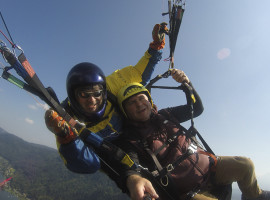 assets/images/activities/gleitschirm-actionflug-panorama-kaernten/1280_0004_G0031630-270x200x90.jpg