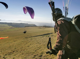 assets/images/activities/gleitschirm-tandemflug-menzenschwand/1280_0001_Fotolia_15346370_Subscription_XL-270x200x90.jpg