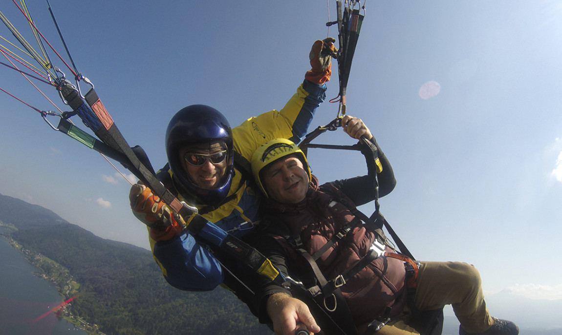 assets/images/activities/gleitschirm-tandemflug-panorama-kaernten/1280_0004_G0031630-1150x686x90.jpg