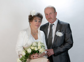 assets/images/activities/goettingen-innenstadt-25-min-bewerbungsfotoshooting/Hochzeit-8-270x200x90.jpg