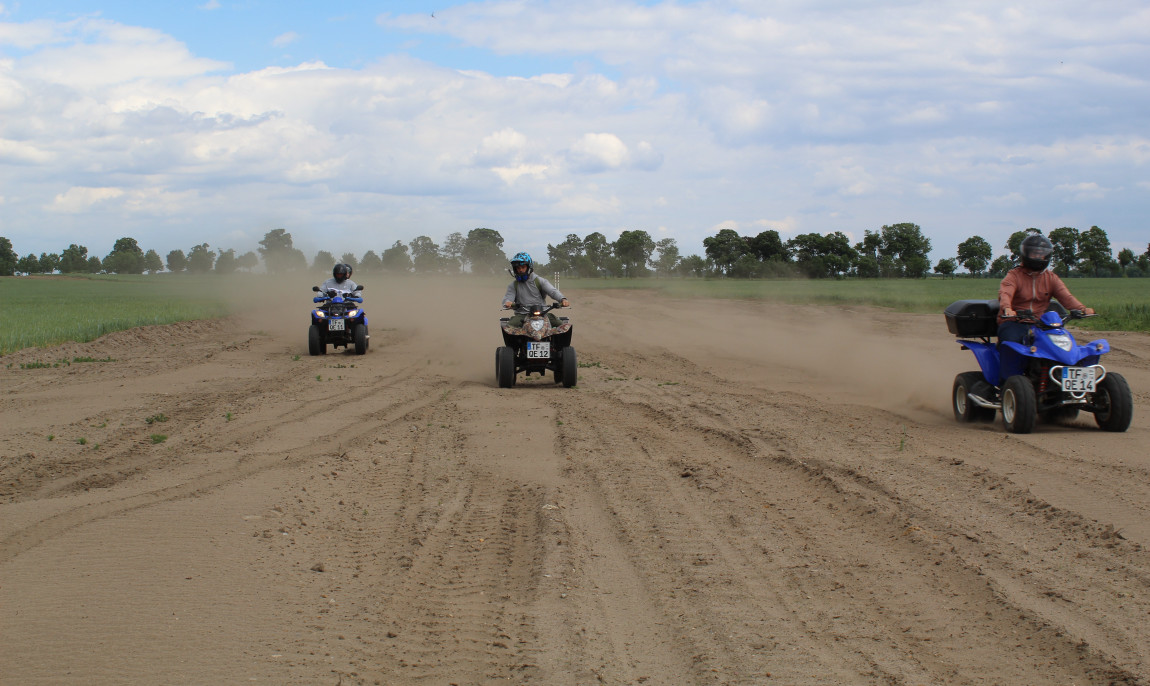 assets/images/activities/grossbeeren-schnupper-quad-tour/image00014-1150x686x90.jpeg