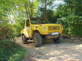 assets/images/activities/grossmehring-60-min-mercedes-gklasse-offroad-selber-fahren/off-Mer-2-270x200x90.jpg