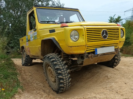 assets/images/activities/grossmehring-60-min-mercedes-gklasse-offroad-selber-fahren/off-Mer-5-270x200x90.jpg