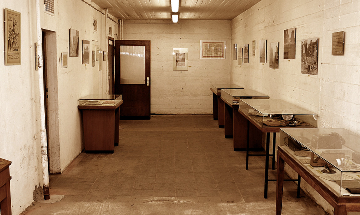 assets/images/activities/hagen-bunker-historische-fuehrung/1280_0005_museum-1150x686x90.jpg