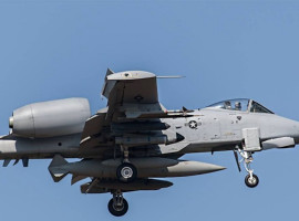 assets/images/activities/hamburg-kampfjet-flugsimulator/a10_2-270x200x90.jpg