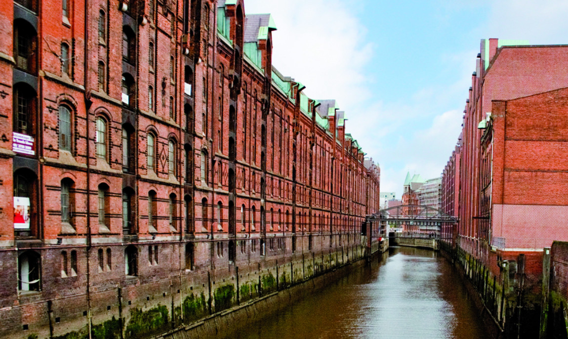 assets/images/activities/hamburg-schnitzel-jagd/Speicherstadt_3-1150x686x90.jpg
