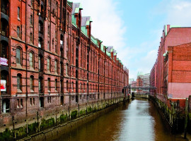 assets/images/activities/hamburg-schnitzel-jagd/Speicherstadt_3-270x200x90.jpg