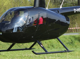 assets/images/activities/hildesheim-30-min-hubschrauber-rundflug/1280_0000_Vollcharter%20R44%203%20Pax-270x200x90.jpg