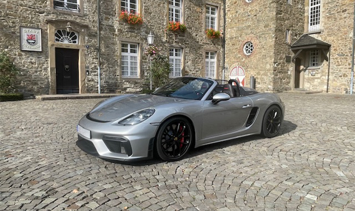 assets/images/activities/hueckeswagen-60-min-porsche-718-spyder-selber-fahren/718%20Spyder-4-1150x686x90.jpg