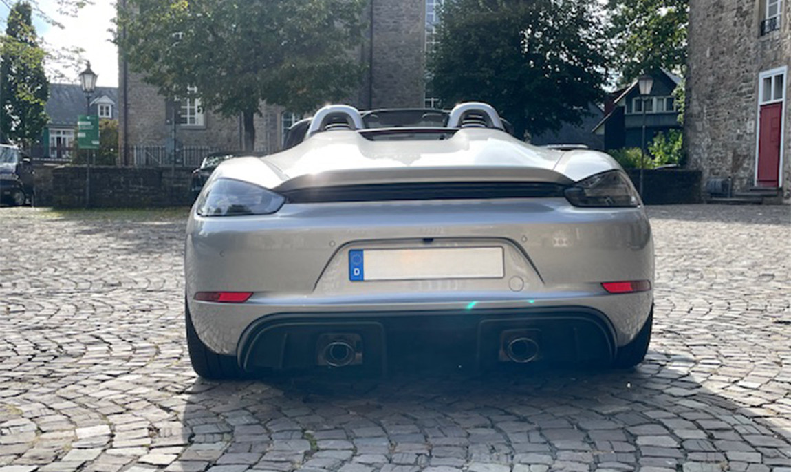 assets/images/activities/hueckeswagen-60-min-porsche-718-spyder-selber-fahren/718%20Spyder-8-1150x686x90.jpg