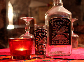 assets/images/activities/idstein-tequila-tasting/1280_0000_tequila-bottle-1353391-270x200x90.jpg