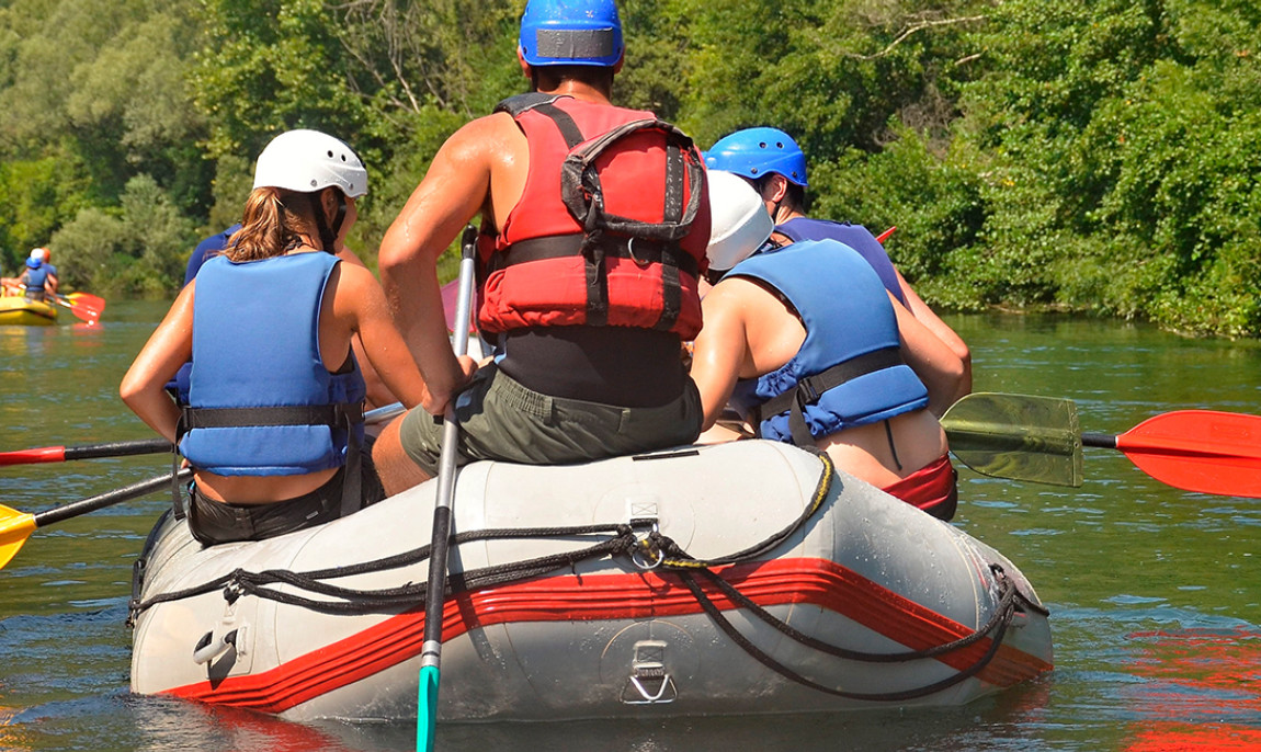 assets/images/activities/immenstadt-rafting-auf-der-iller/1280_0001_Fotolia_34854088_Subscription_XL-1150x686x90.jpg