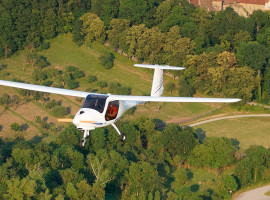 assets/images/activities/ippesheim-60-min-flugzeug-rundflug-ueber-wuerzburg/1280_0006_ALPHA%20004-270x200x90.jpg