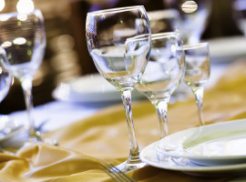 assets/images/activities/jumpingdinner-stuttgart/1280_0004_Fotolia_62000928_Subscription_L-270x200x90.jpg