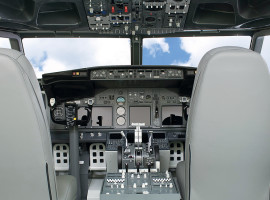 assets/images/activities/karlsruhe-60-min-flugsimulator-boeing-737/1280_0002_Fotolia_37718177_Subscription_XL-270x200x90.jpg