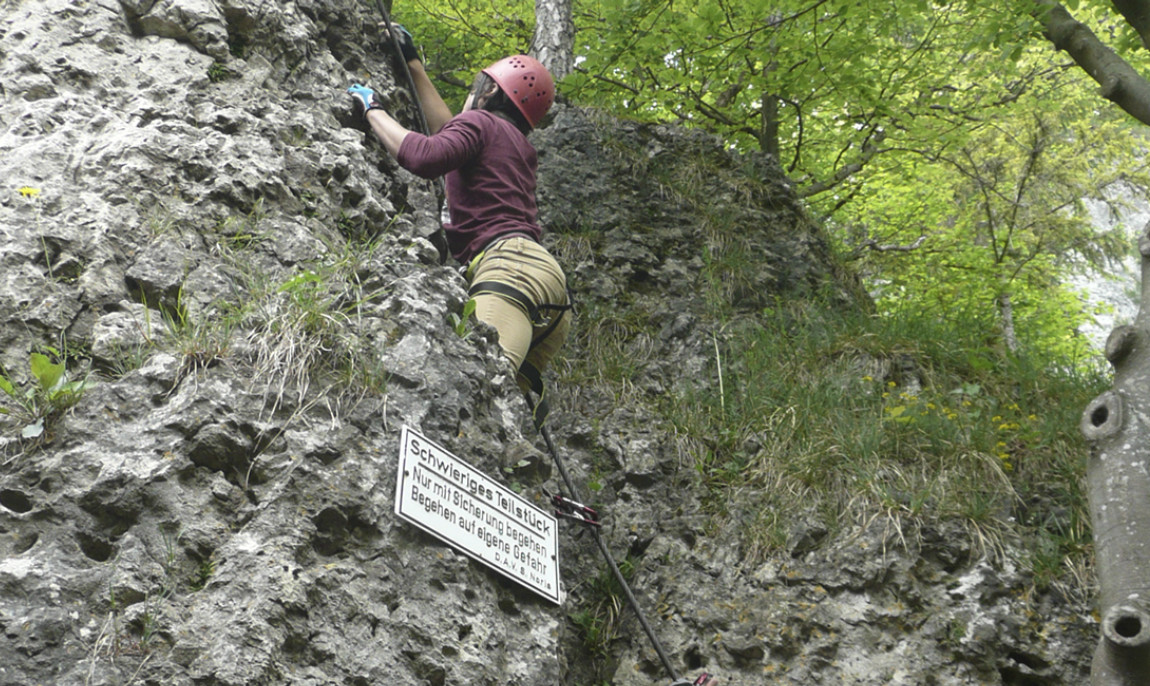 assets/images/activities/kletterkurs-in-hirschbach-raum-nuernberg-in-bayern/1280_0000_Klettersteig%20Hirschbach%20-%20Ho%CC%88henglu%CC%88cksteig%20020-1150x686x90.jpg