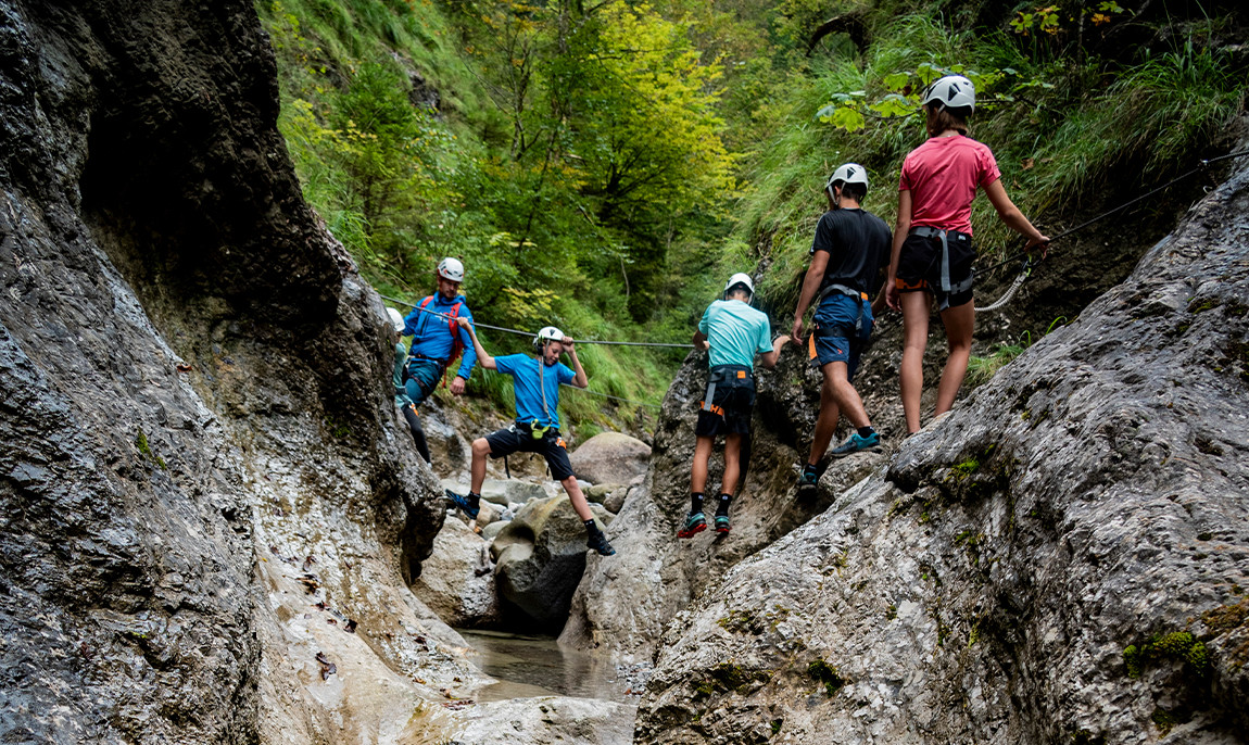 assets/images/activities/koessen-oesterreich-25-std-schluchtentrekking-tour/spo-tre-10-1150x686x90.jpg