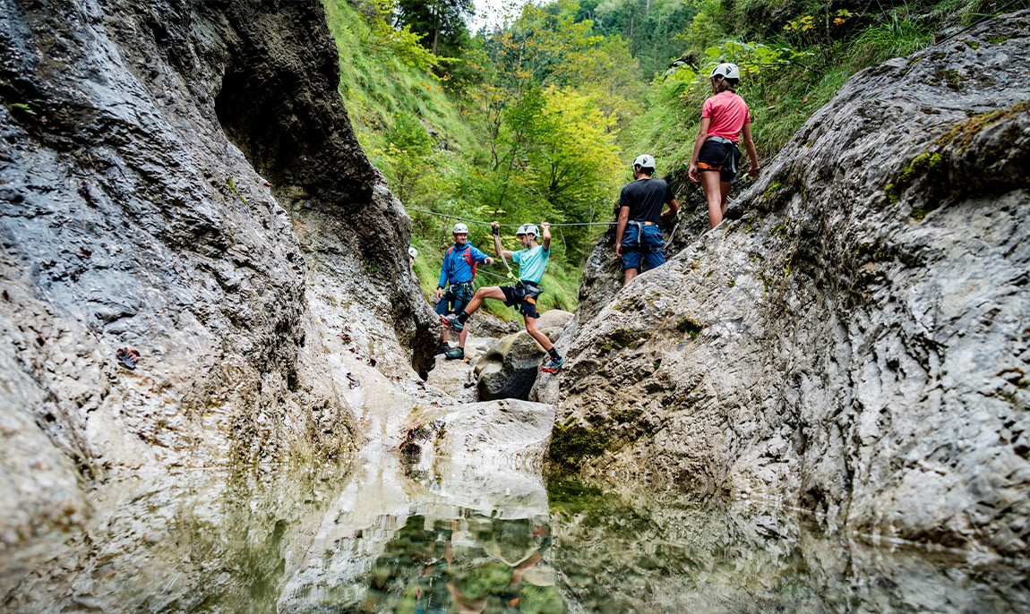 assets/images/activities/koessen-oesterreich-25-std-schluchtentrekking-tour/spo-tre-7-1150x686x90.jpg