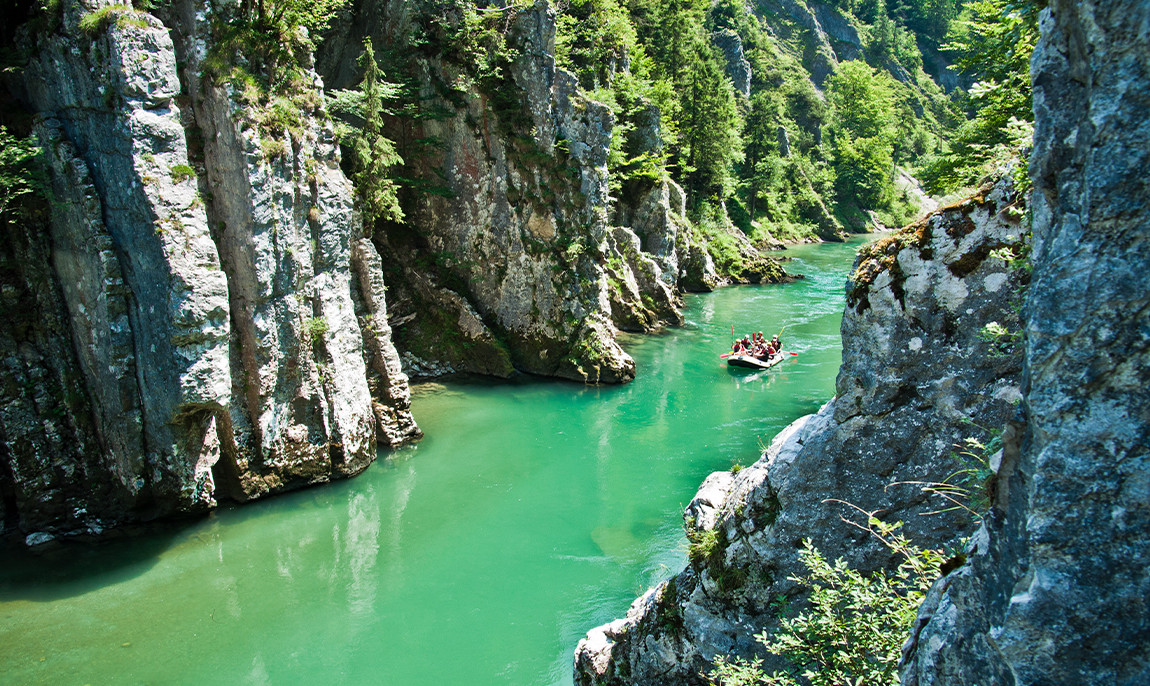 assets/images/activities/koessen-oesterreich-3-std-rafting-tour-entenlochklamm/spo-raf-6-1150x686x90.jpg