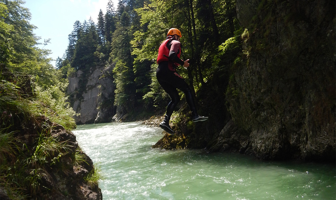 assets/images/activities/koessen-oesterreich-3-std-rafting-tour-entenlochklamm/spo-raf-9-1150x686x90.jpg