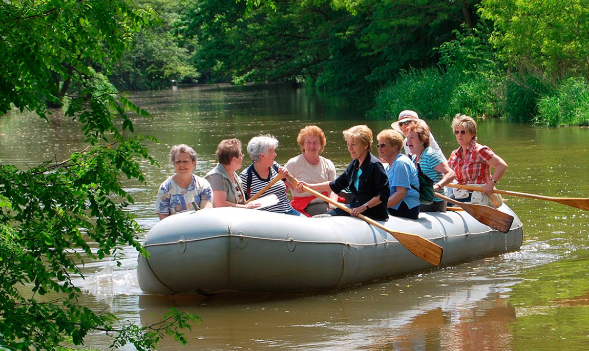 assets/images/activities/kringelsdorf-schlauchboot-tour-auf-der-schoeps-und-spree/1280_0002_Reifere%20Jugend-1150x686x90.jpg