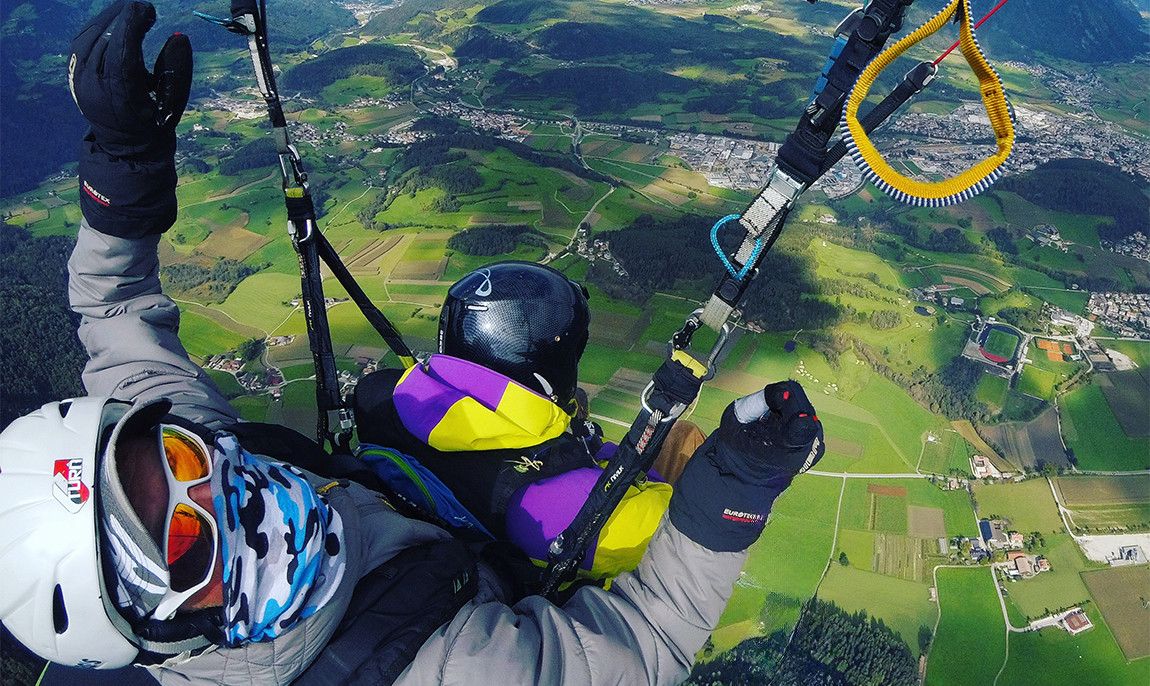 assets/images/activities/kronplatz-in-suedtirol-italien-15-min-paragliding-akrobatik-action-flug/tan-nied-2-1150x686x90.jpg