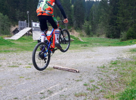 assets/images/activities/lengenfeld-mountainbike-tour/1280_0002_image-8-270x200x90.jpg