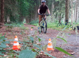 assets/images/activities/lengenfeld-mountainbike-tour/1280_0006_image-4-270x200x90.jpg