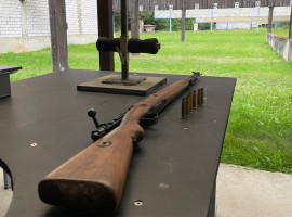 assets/images/activities/lutherstadt-wittenberg-2-std-grosskaliber-schiessen-mit-der-kurzwaffe-pistole-und-revolver/mur-sch-002-270x200x90.jpg