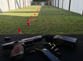 assets/images/activities/lutherstadt-wittenberg-2-std-grosskaliber-schiessen-mit-der-kurzwaffe-pistole-und-revolver/mur-sch-006-270x200x90.jpg