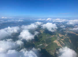 assets/images/activities/mannheim-30-min-tragschrauber-rundflug-ab-city-airport/wei-gyr_7-270x200x90.jpg