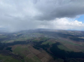 assets/images/activities/mannheim-60-min-tragschrauber-rundflug-ab-city-airport/wei-gyr_2-270x200x90.jpg