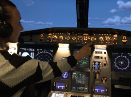 assets/images/activities/markranstaedt-120-min-flugsimulator-a320/Com-320-11-270x200x90.jpg
