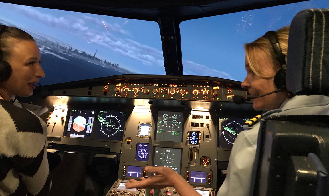 assets/images/activities/markranstaedt-60-min-flugsimulator-a320/Com-320-7-1150x686x90.jpg