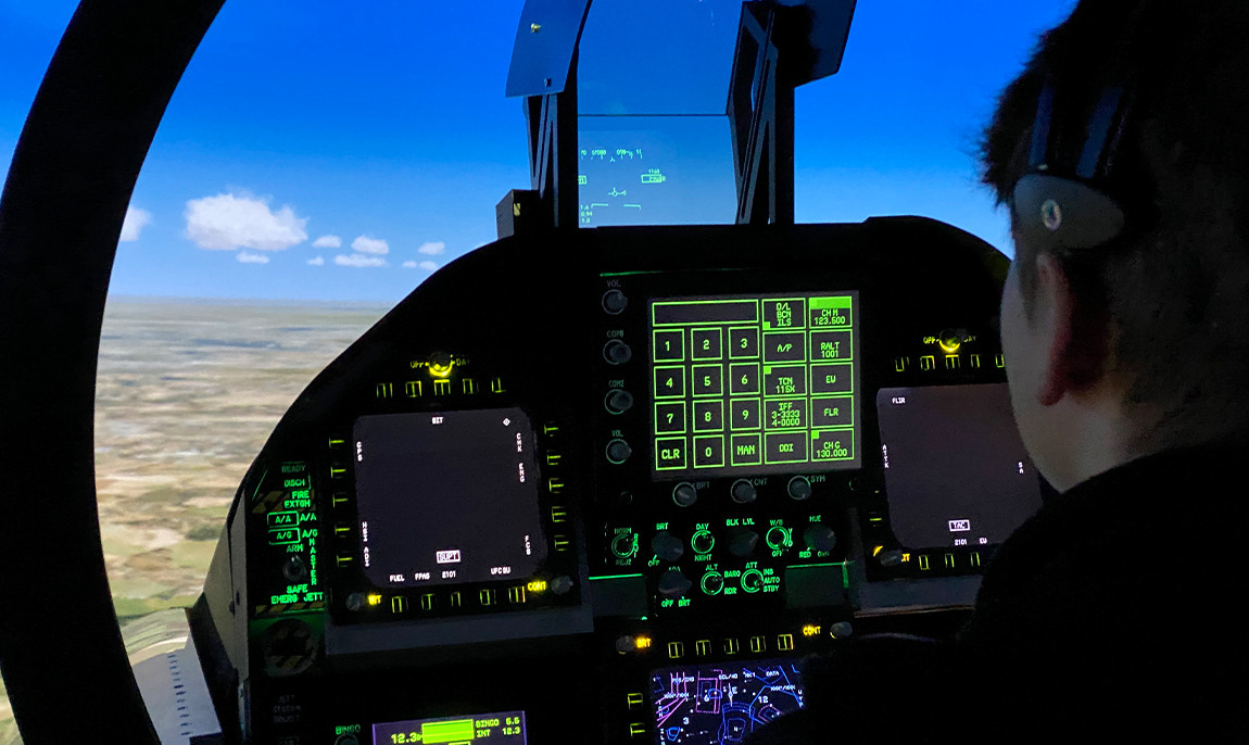 assets/images/activities/markranstaedt-60-min-kampfjet-flugsimulator/Com-F18-9-1150x686x90.jpg