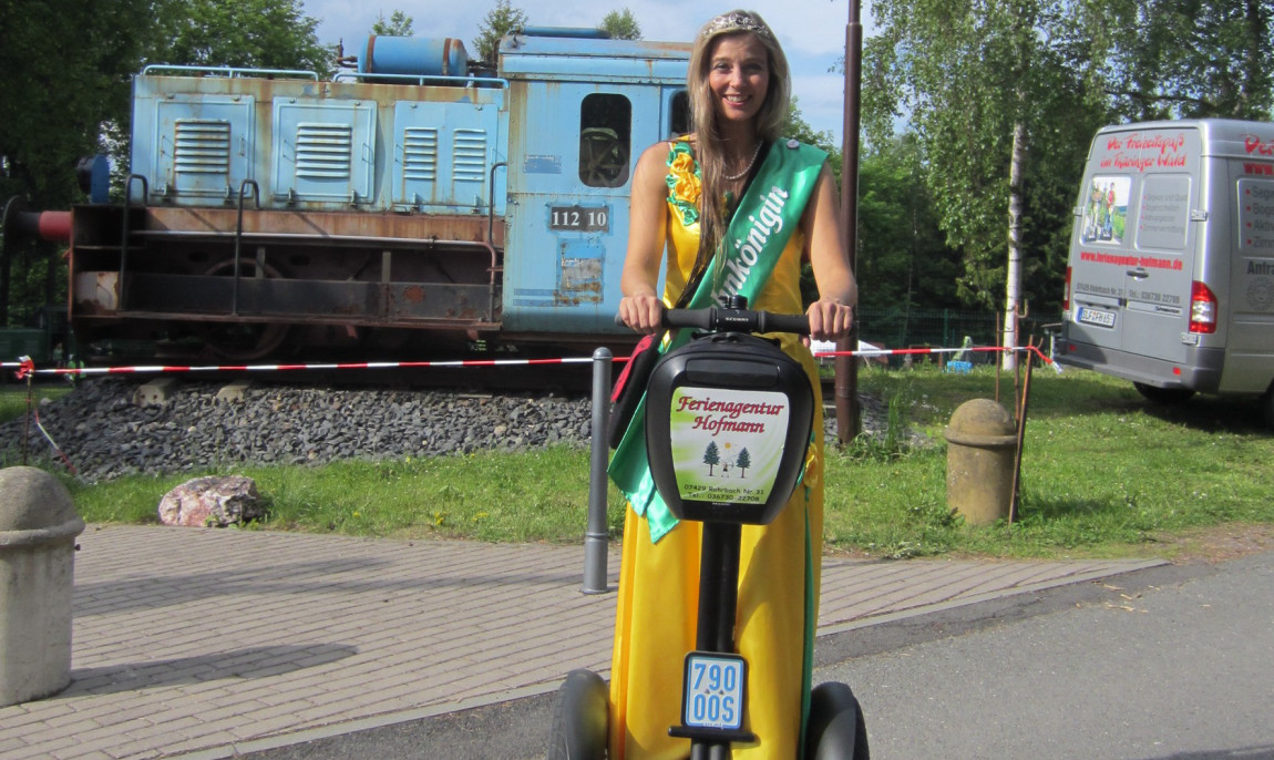 assets/images/activities/mellenbach-glasbach-segway-feengrotten-tour/Bergbahn%20(5)-1150x686x90.jpg