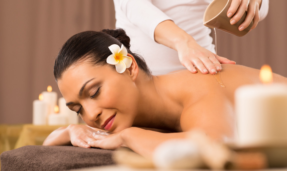 assets/images/activities/muenchen-ayurveda-massage/Fotolia_59820219_Subscription_XXL-1150x686x90.jpg