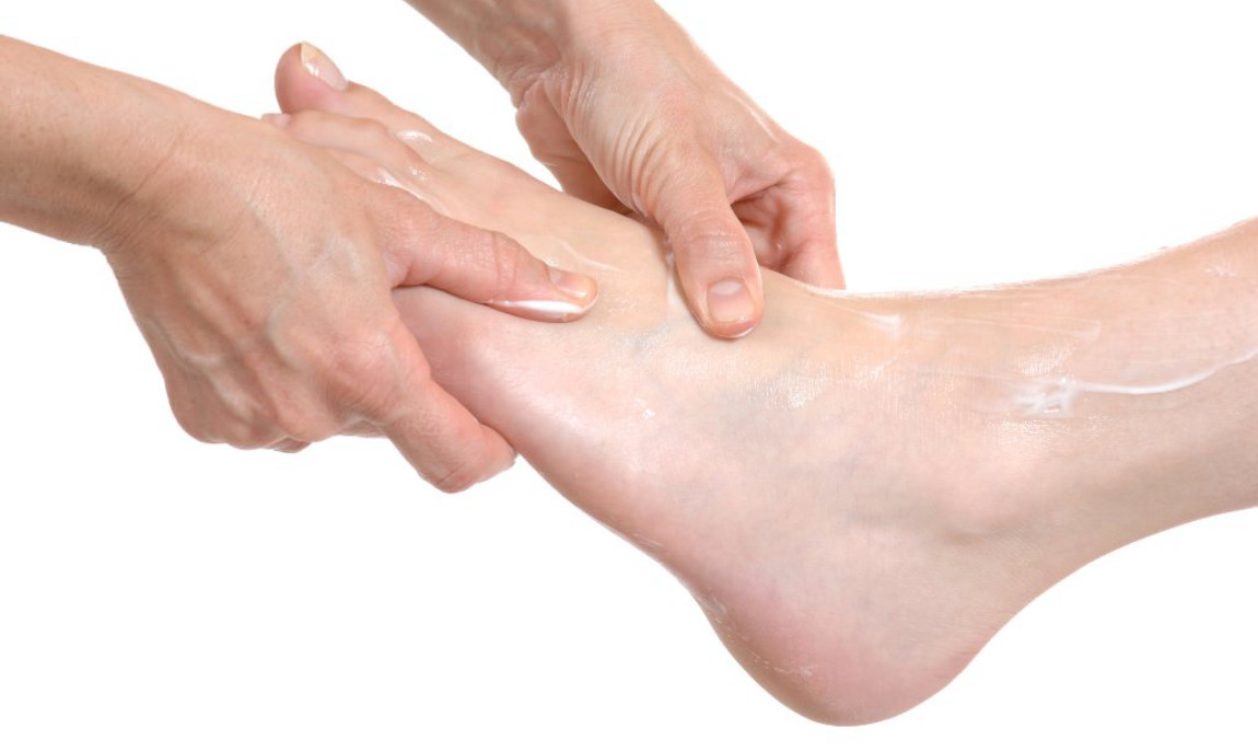 assets/images/activities/muenchen-fussmassage/Fotolia_3926066_Subscription_L-1150x686x90.jpg