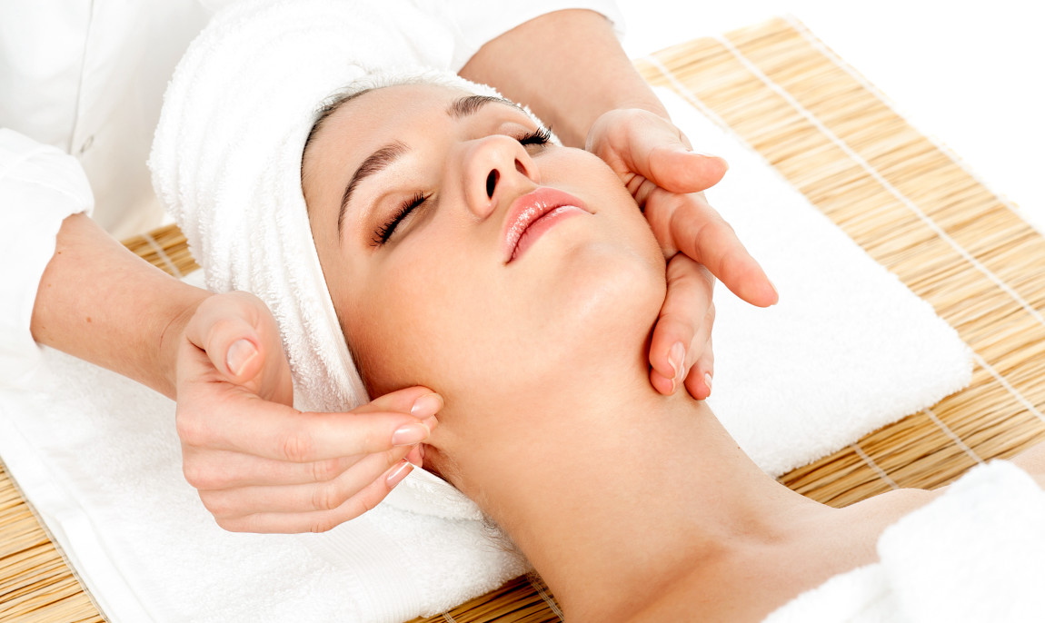 assets/images/activities/muenchen-gesichtsmassage/Fotolia_58235850_Subscription_XL-1150x686x90.jpg