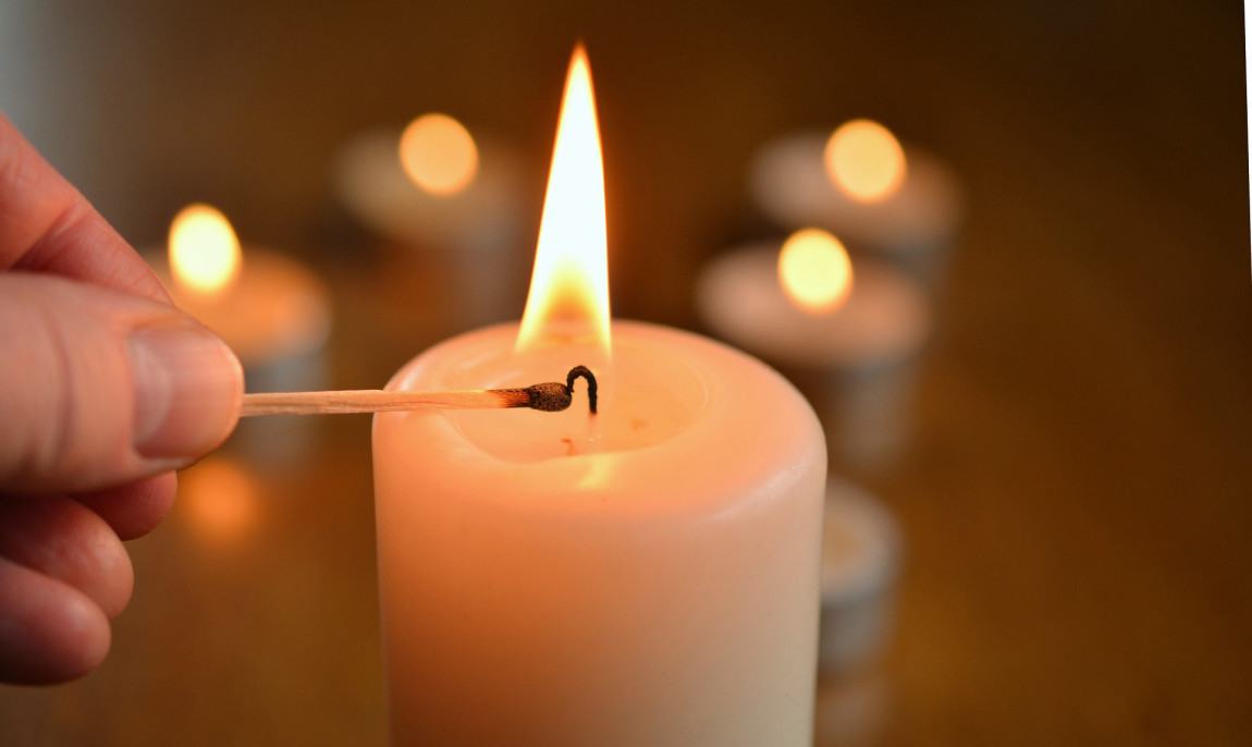 assets/images/activities/neu-zauche-kerzen-selber-herstellen/candle-1750640_1920-1150x686x90.jpg