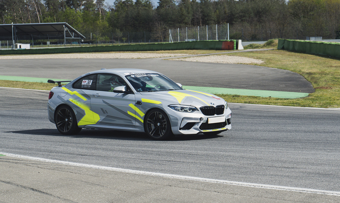 assets/images/activities/nordschleife-1-runde-renntaxi-bmw-m2/kocher_0001__DSC8728-1150x686x90.jpg