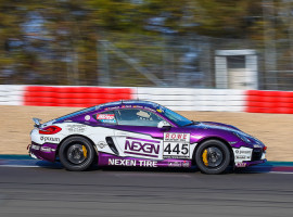 assets/images/activities/nuerburgring-nordschleife-und-gp-strecke-renntaxi-porsche-cayman/renntaxi-porsche-cayman-3-270x200x90.jpg
