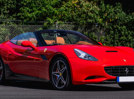 assets/images/activities/nuernberg-60-min-ferrari-cabrio-selber-fahren-mit-fahrerwechsel/Ferray-Kob-11-270x200x90.jpg