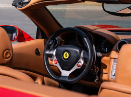 assets/images/activities/nuernberg-60-min-ferrari-cabrio-selber-fahren-mit-fahrerwechsel/Ferray-Kob-15-270x200x90.jpg