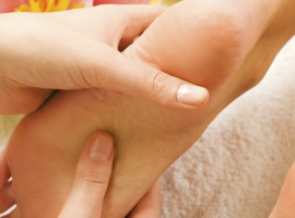 assets/images/activities/nuernberg-fussreflexzonen-massage/1280_0002_Fotolia_7060370_Subscription_L-270x200x90.jpg