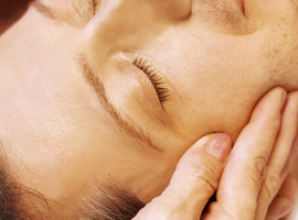 assets/images/activities/nuernberg-gesichts-massage/Gesicht3-270x200x90.jpg