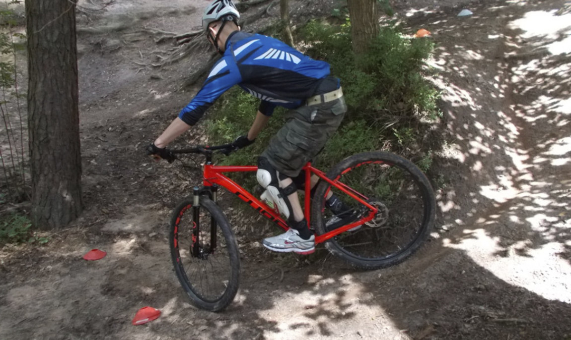 assets/images/activities/nuernberg-mountainbike-kurs/1280_0005_einmalige-erlebnisse2017-03-1150x686x90.jpg
